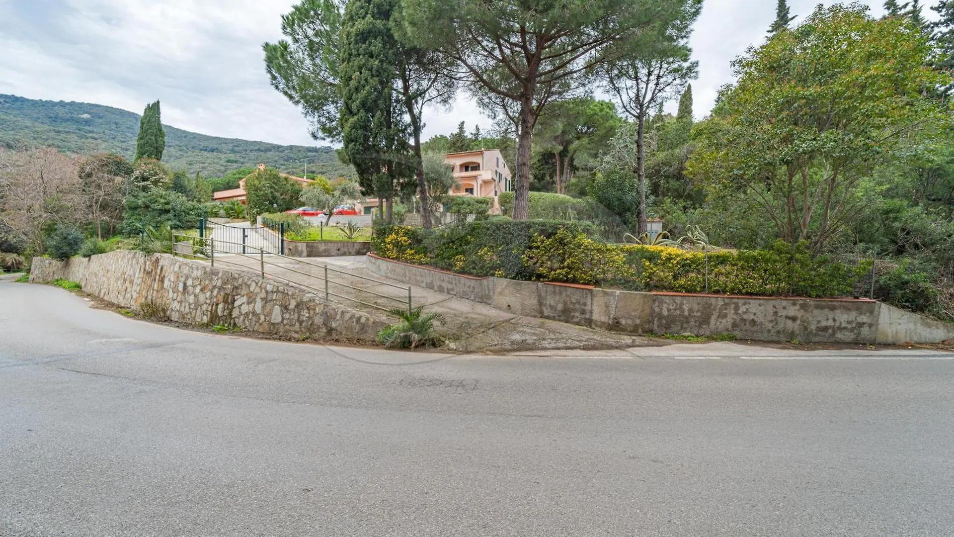 Apartment Appartamenti Le Logge Con Accesso Privato Al Mare - Goelba Bagno-Sprizze Italy