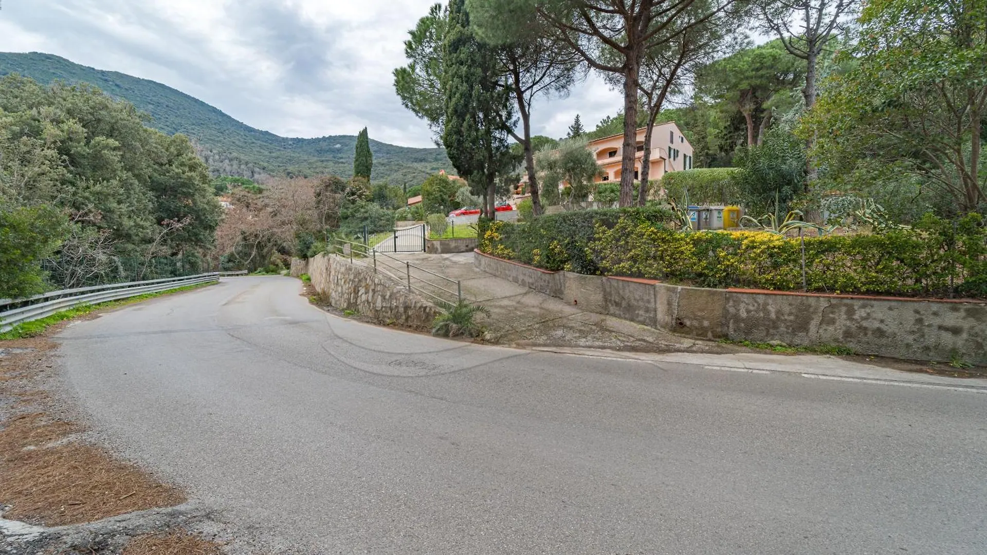 Appartamenti Le Logge Con Accesso Privato Al Mare - Goelba Bagno-Sprizze Italia