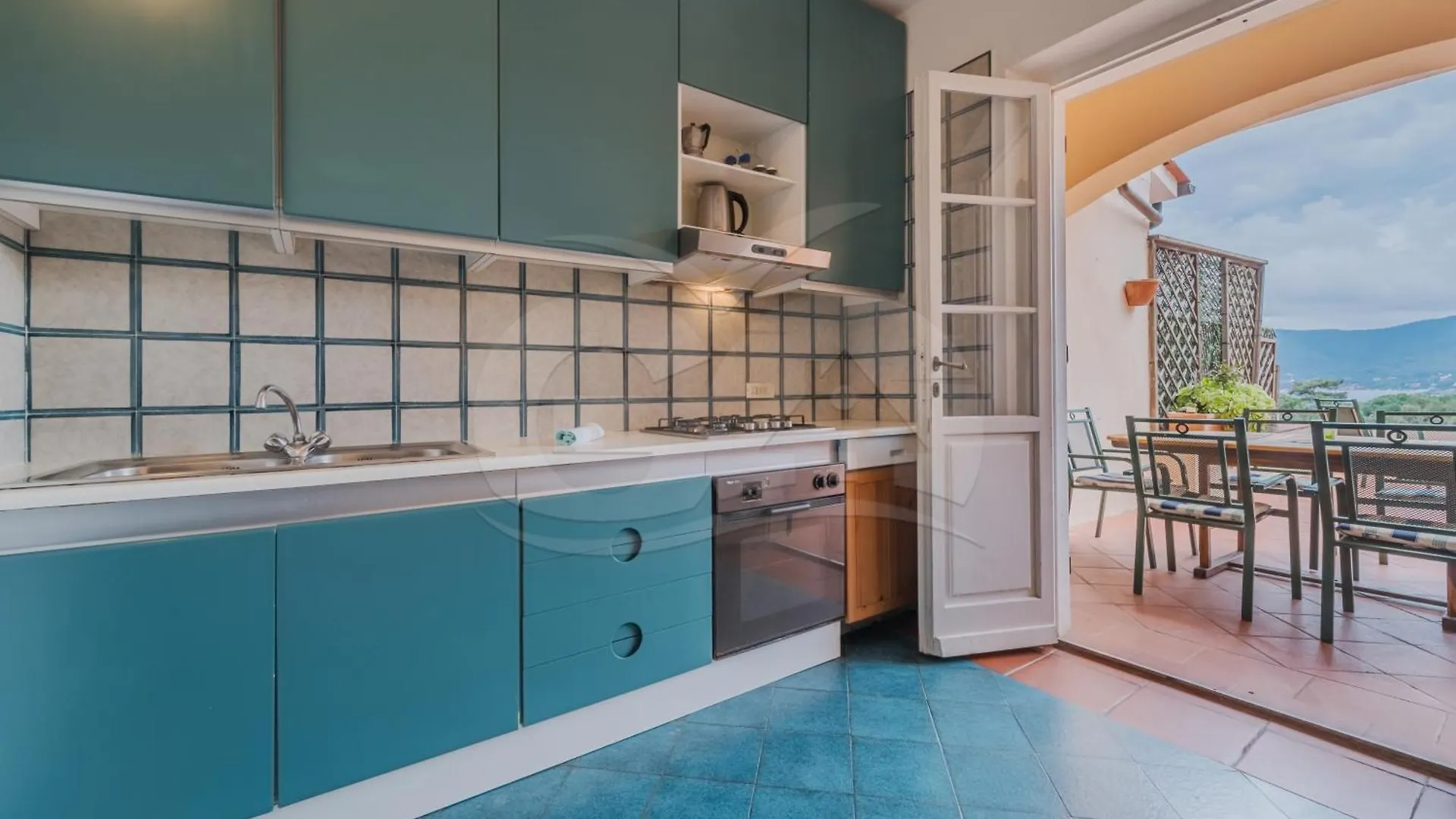 Appartamenti Le Logge Con Accesso Privato Al Mare - Goelba Bagno-Sprizze Italia