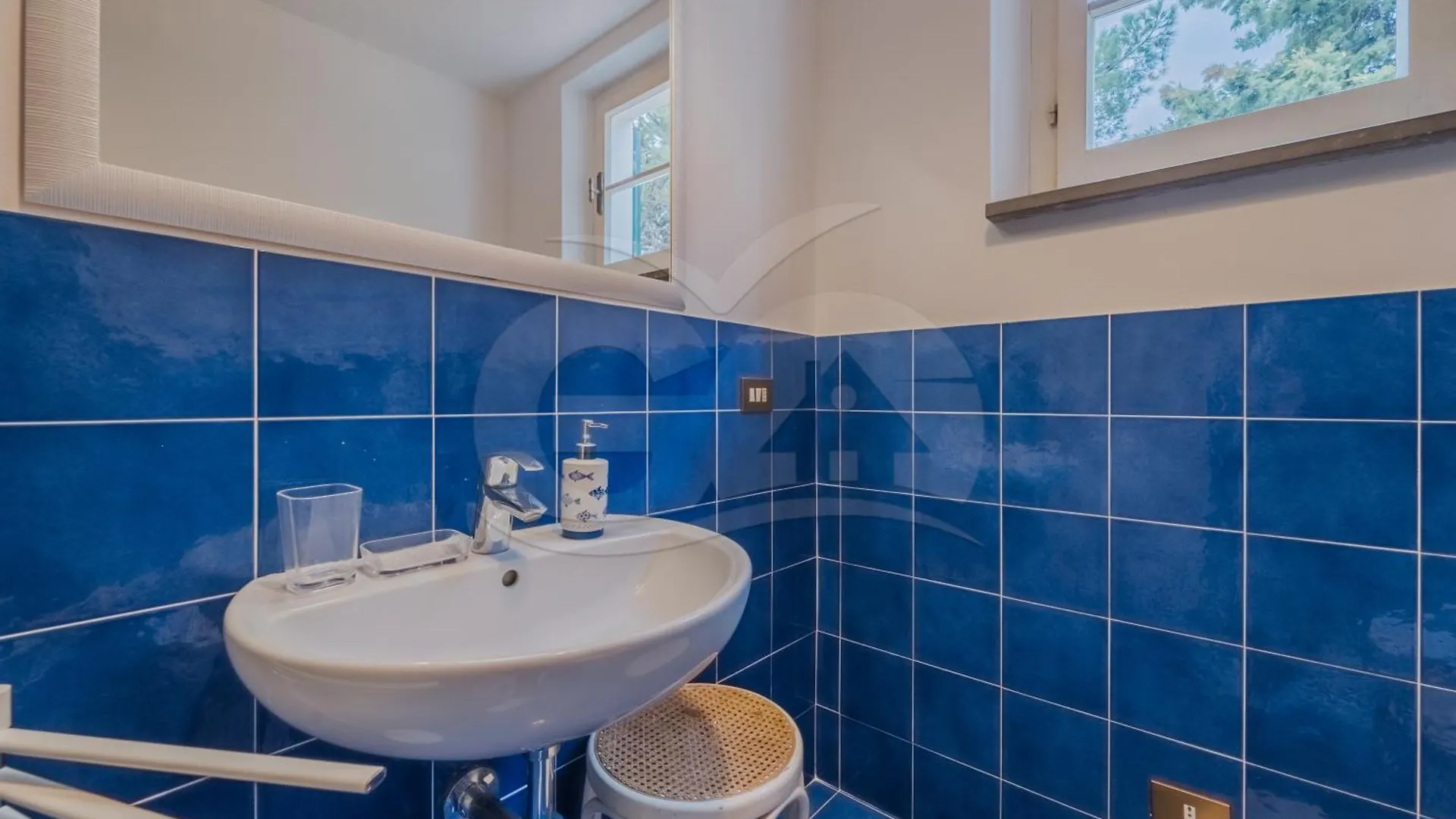 Appartamenti Le Logge Con Accesso Privato Al Mare - Goelba Bagno-Sprizze 0*,  Italia